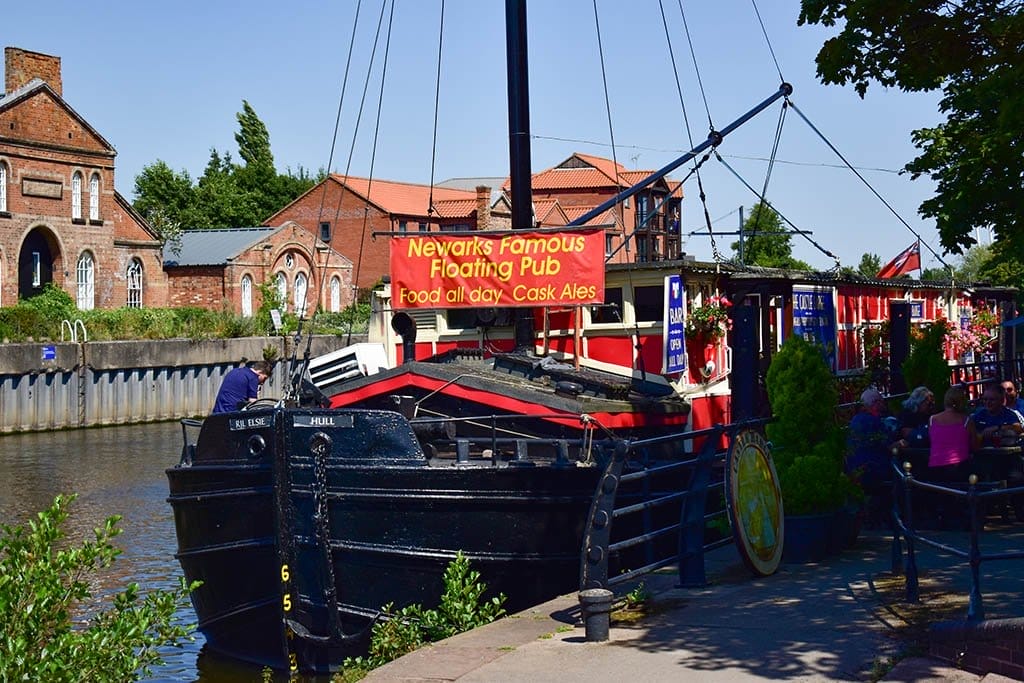 Things to do in Newark: Castle Barge floating pub Newark 3