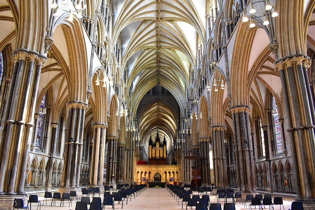 Inside Lincoln Cathedral Lincoln Cathedral inside nave