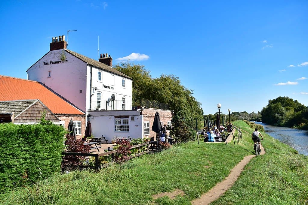 The Pyewipe Inn Fossdyke Canal