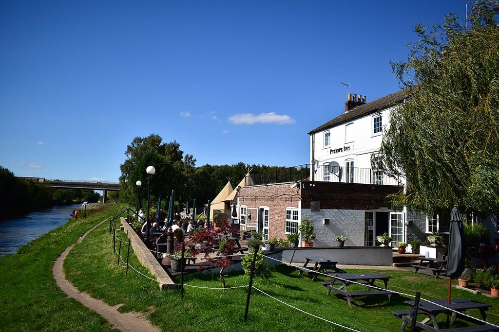 The Pyewipe Inn Lincoln river path