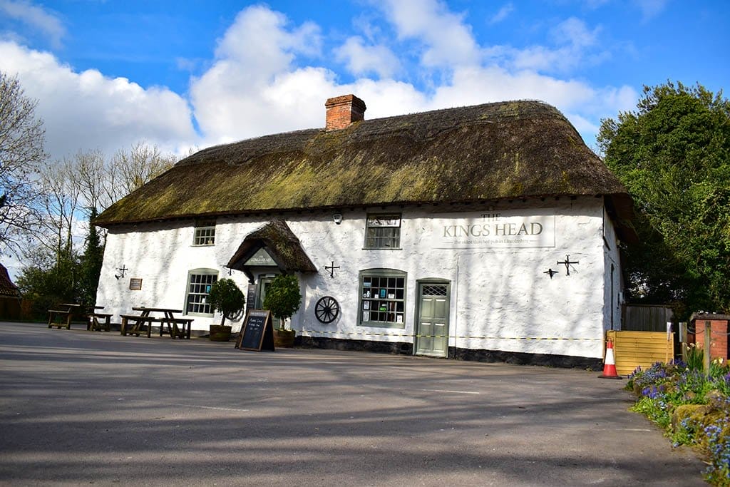 Kings Head Tealby front