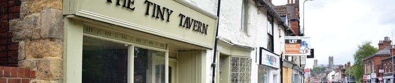 Tiny Tavern High Street panorama