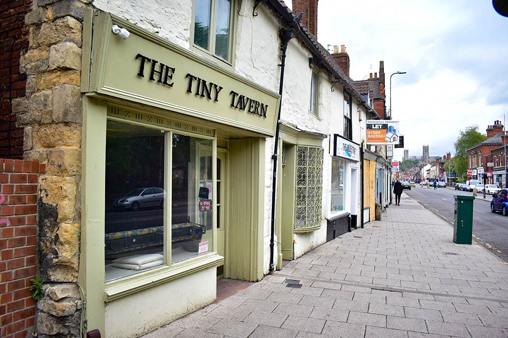 Tiny Tavern High Street