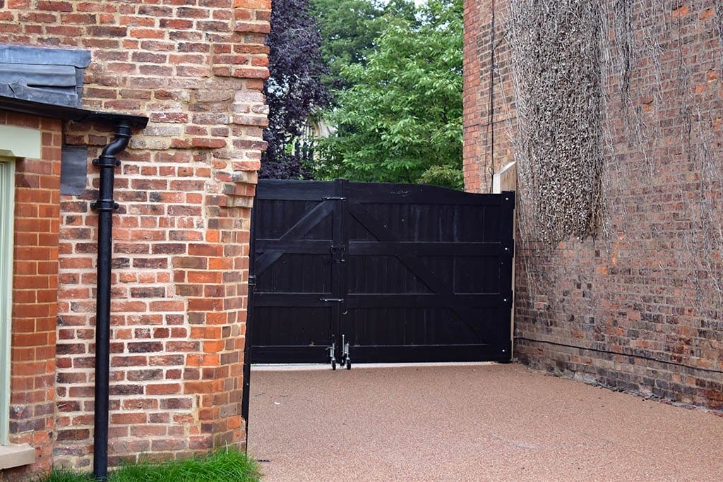 Old Kings Head Kirton gate brick wall