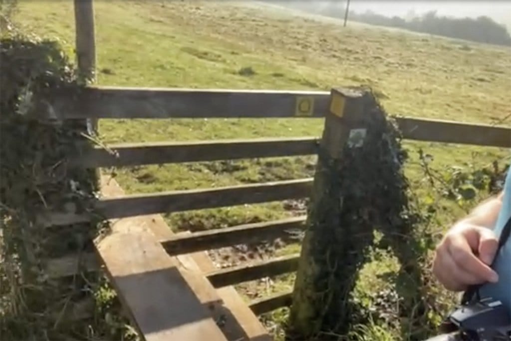 Fulletby to Salmonby stile