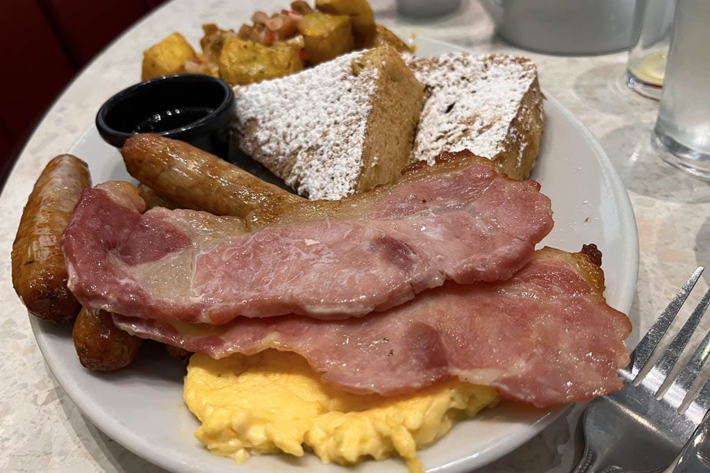 Damons breakfast French toast