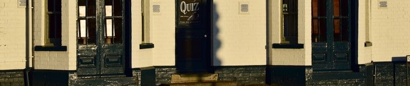 Pub quiz in Lincoln: door sign at Horse & Groom