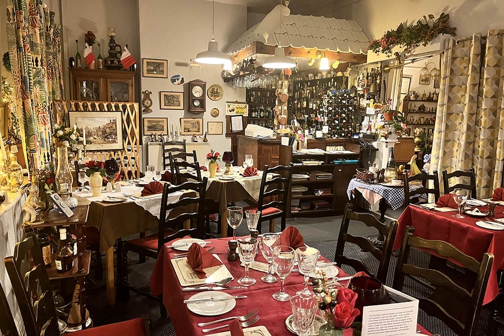 Crust Lincoln: inside the restaurant