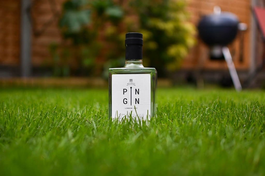 Pin Gin bottle