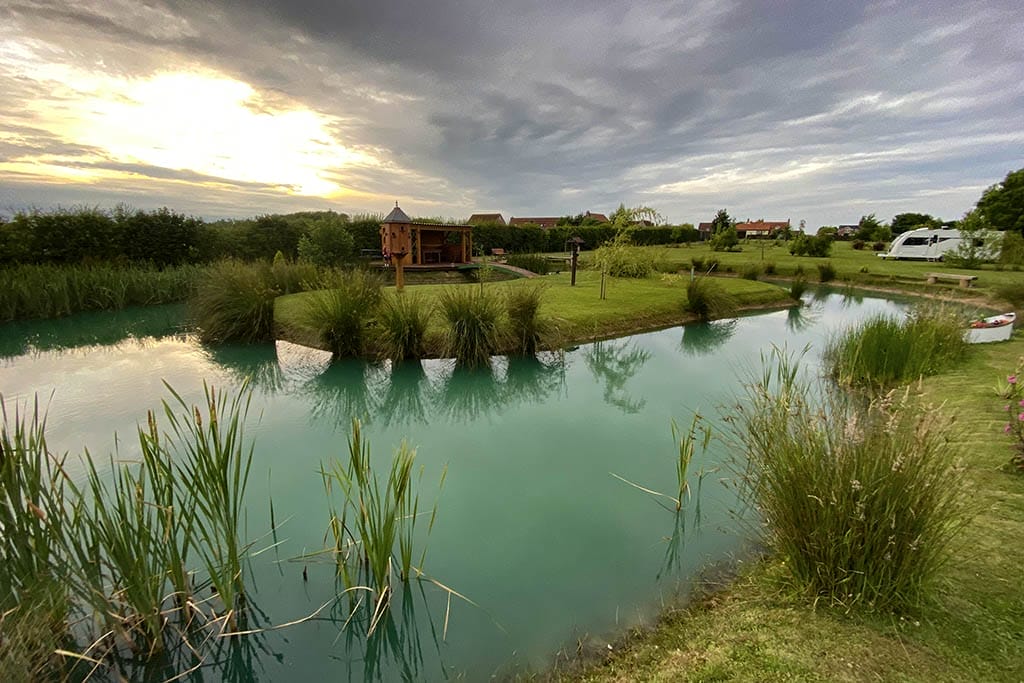 The Stables Firsby lake