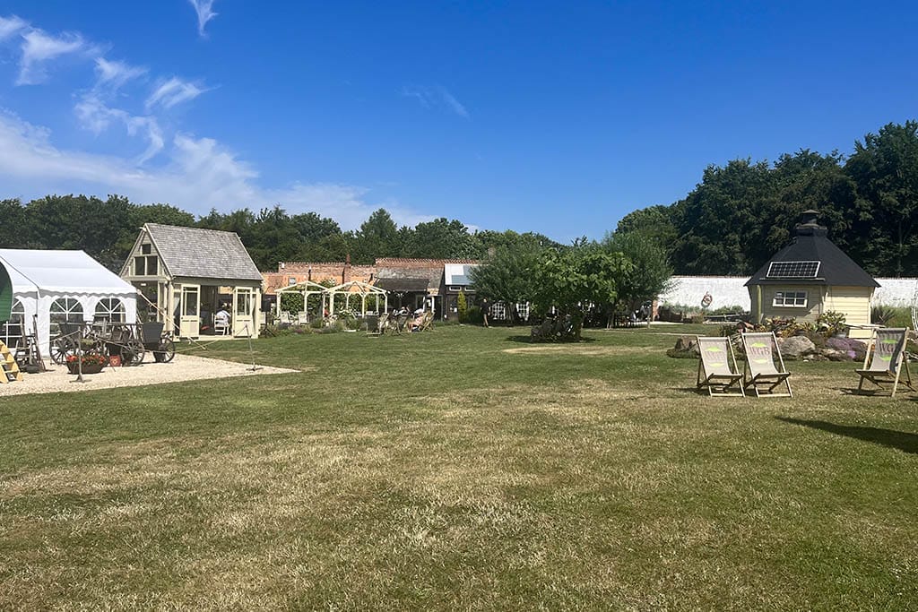 Walled Garden Baumber grounds