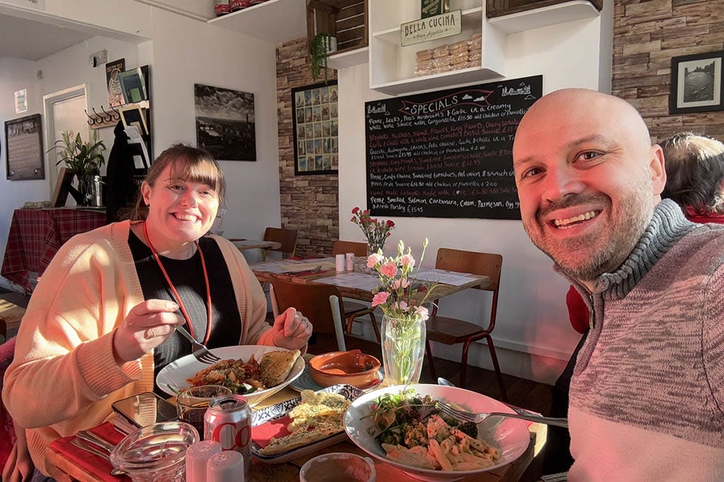 La Bottega Delitalia Lunch Date Alex and Lisa on a lunch date at La Bottega Delitalia