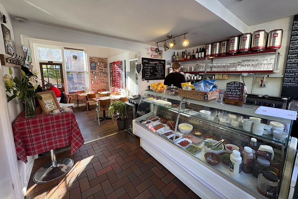 La Bottega Delitalia Café and Restaurant La Bottega Delitalia deli café and bistro restaurant